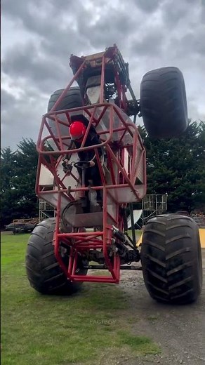 Monster Truck Driving Techniques!