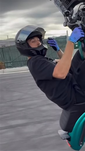 Motion like this demands suspension that can keep up. ✅ #Progressive #ProgressiveSuspension #PS | Progressive Suspension