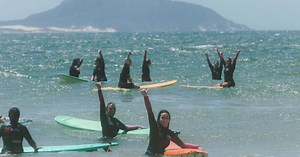Impulsionados pelo surfe, esportes aquáticos ganham espaço no Brasil