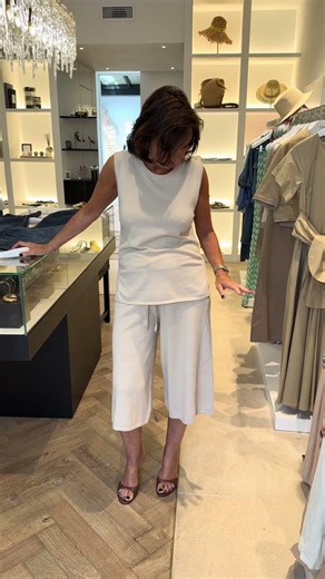 ✨ Look of the day with Laurence: casual summer elegance ✨
