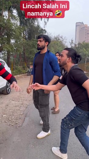 205K views · 566 reactions | "Lincah Salah Yang Bikin Malu² Sendiri"‼️ #fbpro #reelsvidio #hiburan #lucu #fyp #jangkauanluas #semuaorang | Zhakyr Banthaenk | Facebook