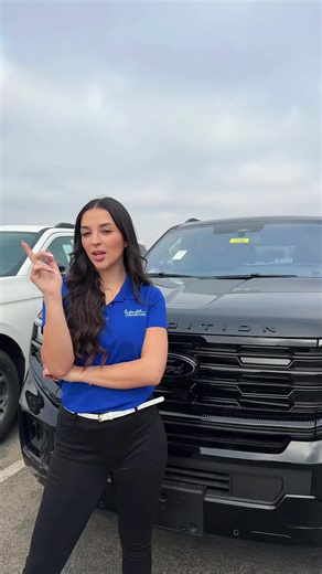 It's not just an SUV, it's an entire experience🛞✨️ With seating for up to EIGHT PEOPLE and expansive cargo space, the 2026 Ford Expedition is simply a dream. Would you drive this?👀 📍7979 Interstate 35 Access Rd 📞 (210) 972-1800 🌐 southwayford.com Luxury, Lifestyle, Car Edit, Dealership