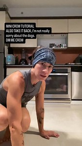 MINI TUTORIAL -DM ME CROW - #handstand #day1yoga #yoga #handstands #theday1yogamethod | Day1yoga