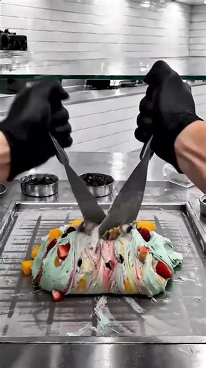 Mint Ice Cream & Mixed Berries Fruits Ice Cream Rolls