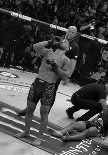 Iliatopuria: El Campeón de MMA y Boxeo