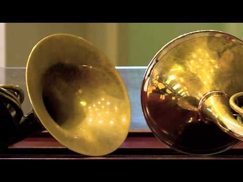 Grieg: In the Hall of the Mountain King (with Chorus, in English)