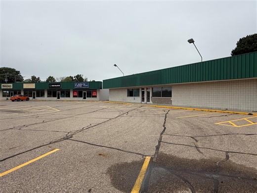 407 S State St, Gobles, MI 49055 - Retail for Sale | LoopNet