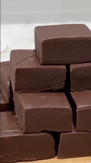 Homemade chocolate, soft and easy to make #recipes #chocolate #recipes
