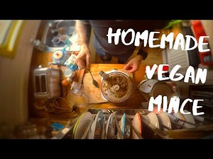 Living on a Narrowboat - Narrowboat cooking Lentil and Walnut Mince!