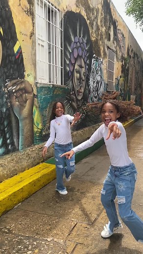 DAME CONTENIDO 🔥🔥🔥 #reelsviral #reels #cartagena #centrohistorico #getsemani #callejonangosto 🌟🌟🌟🌟🌟🌟🌟🌟🌟🌟🌟🌟🌟🌟 | Kay & key Dance