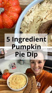 It's quick, easy and so yummy! I love it with ginger snaps. You have to try this 5 INGREDIENT PUMPKIN PIE DIP. #missannieshomeandkitchen #pumpkin #pumpkinpiedip | Miss Annie’s Home Kitchen