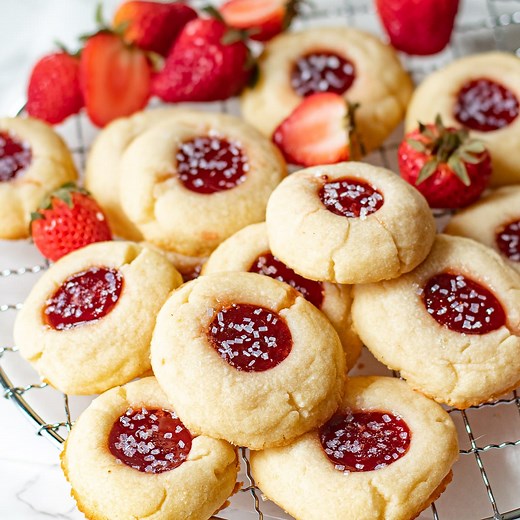 Strawberry Shortbread Cookies - Strawberry Butter Cookies - Chenée Today