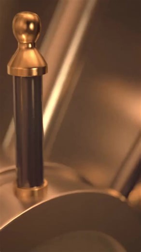 175K views · 1.2K reactions | 藍 Blonde's Unique Bank Heist Strategy! You Won't Believe How She Interprets 'Blow the Safe' 樂 #Comedy #JokeOfTheDay #BankHeistGoneWrong | Quick Line Comedy | Facebook