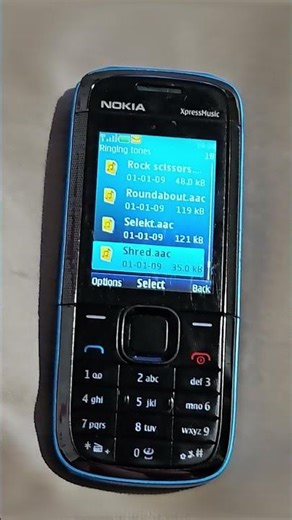Remember these ringtones? 😳 Nokia 5130