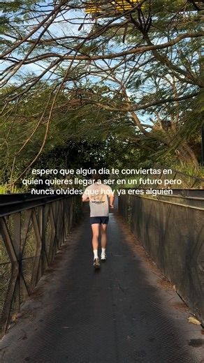 sembas | ojalá algún día te conviertas en quien soñás ser, pero que nunca se te olvide que hoy ya sos alguien valioso 🤍 . . . . #motivacion... | Instagram