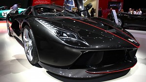 ベッテル乗る LaFerrari Aperta Source: Ferrari #LaFerrari #Aperta | RacerLink Japan