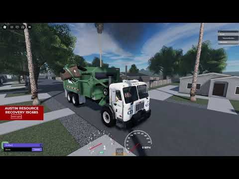 Maxwell Trash Services Peterbilt 320 Heil Python