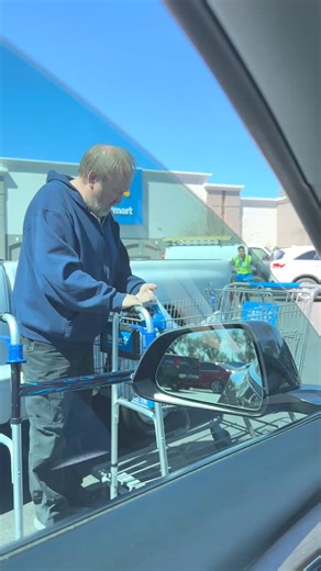 3.8K views · 206 reactions | Employee extends a helping hand to grandpa. | Laugh, Cry and Smile | Facebook