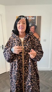 Dry robe as a really good price. Link in comments. #ad #fyp #lucyslifeandreviews | Lucy’s life and reviews