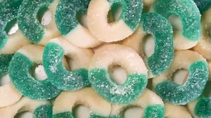 Smarty Stop Gummy Ring Candy – Chewy Fruit-Flavored Edible Gummies (Blue Raspberry, 1 Pound (Pack Of 1))