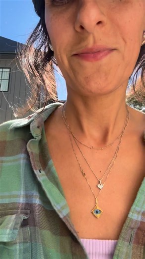 Tami Daylami 🇮🇷 🇺🇸 on Instagram: "#TamiTuesday this week’s Tami Tuesday is just to show you all the different workouts I’ve been doing since I don’t have a gym out here yet. . Getting creative. Taking advantage of good weather. Challenging myself to try new things. . So I’ve still been working out about 6 days a week. My workouts just look different. I grabbed a few things from my last few sessions @crownedboxing and learning new things too ✌🏽❤️🙂"