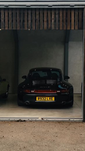 71K views · 58 reactions | Dreaming about garage builds • Tim Swift, co-founder of a London design studio, brought his lifelong dream to life with @theporschebarn —a striking fusion of automotive heritage and modern craftsmanship. #porsche #design #porsche911 | Taste Carrera | Facebook