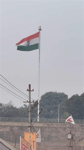 Beautiful Indian flag flying in the air in Allahabad #sort #viral #trending