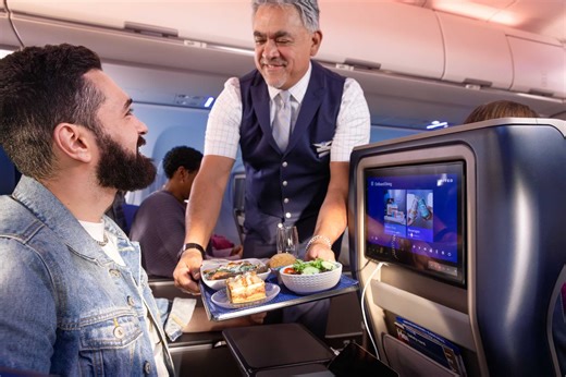 United Airlines To Expand Meal Preorders With More Entrees On More Flights - Live and Let's Fly