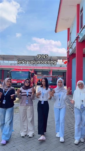 mau isi harimu dengan sesuatu yang terasa hidup, ketemu orang-orang baru, dan pulang dengan cerita yang berarti? yuk, gabung menjadi bagian dari volunteer reaksi muda ✨ 🤍 #volunteer #volunteering #ReaksiMuda #volunteersemarang #fyp