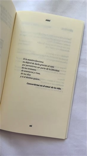 Libro: Xodó 📕 #fatysalinas #sadpoetry #tristezaprofunda #desamor #xodo