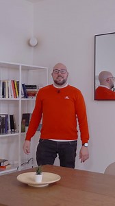 Un sensore che non si limita a far suonare l’allarme. GuardVision®, il sensore di movimento Verisure, rileva ogni presenza sospetta e scatta subito delle foto, che vengono inviate alla nostra Centrale Operativa che le analizza e verifica, escludendo i falsi allarmi. Solo risposte rapide e precise in tempo reale. Il perfetto connubio tra tecnologia e intervento umano. 🎥 Guarda il video per scoprire come funziona GuardVision®. | Verisure Italia