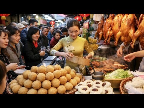 The BEST Vietnamese Night Market Street Food Tour