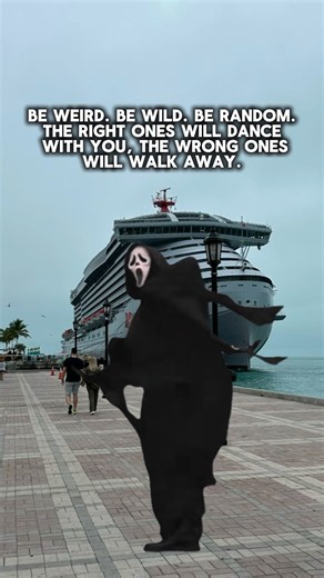 Stay weird always! 🤘😎👻✌🏼 🎶 Paul Russell #stayweird #screammovie #dancing #funny #cruise #shorts