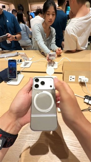 iPhone 17 Pro Max this slider phone case is made entirely of aluminum alloy & you know what?