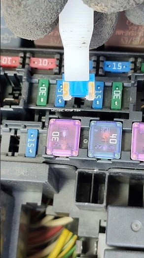 Car Fuse Replacement Made Easy 🔥 | Beginner Friendly🤔
