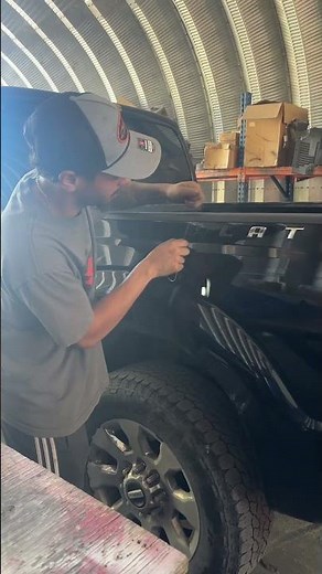 How to remove emblems no problem