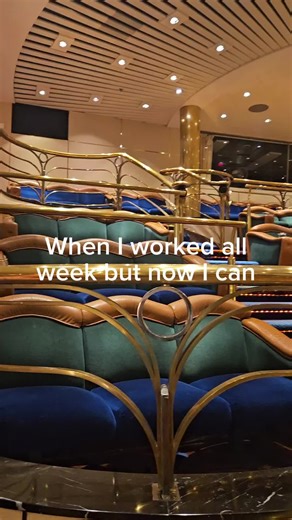 relaxing on a cruise ship is the best thing thats ever been invented, always an open seat🥂🫡 Whats your favorite cruise ship activity? #cruisetok #relax #cruiseship #TravelLifeVibes #royalcaribbean