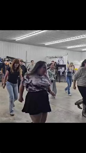 🚨TOMORROW NIGHT🚨 Grab your boots and get ready to dance! 💃 One hour of easy-to-follow line dances, great music, and tons of fun. No experience needed — just show up and move! 🤠🎶 https://docs.google.com/forms/d/e/1FAIpQLScDzqH3QTe7NNodqUgGjjP6JTlkbSrHR2Kd0qaz29ZB0JMdRg/viewform Address: Xplosion All-stars 2485 Falconer Frewsburg rd jamestown | BOMB Fitness
