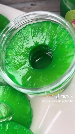 Delicious Green Apple Kool-Aid Pineapple Rings Recipe