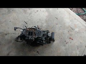 How to remove the powerhead from an outboard motor