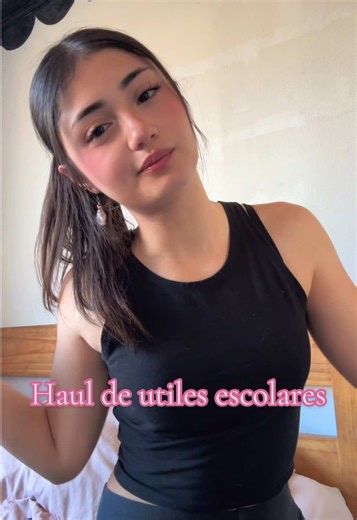 Oliwis, les traigo mi haul de utiles escolares pero en realidad es bien basiquito djjsjs #lifestyle #colegio #girls #haul #escolar