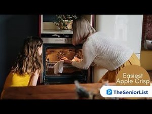 The Easiest (and Most Delicious) Apple Crisp