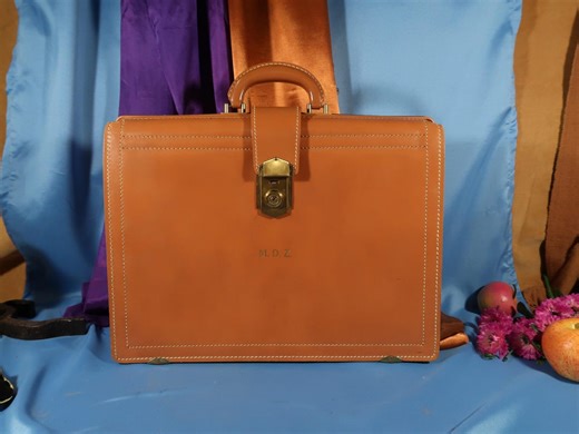 VINTAGE LEATHER BRIEFCASE, Leather Briefcase,late 1950s to 1960s Leather Mens Briefcase, Antique All Leather Briefcase,attache Case Retro - Etsy