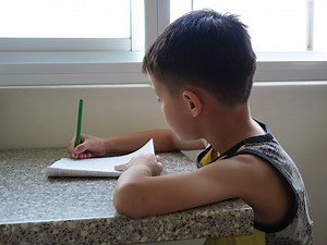 Signs, Symptoms, and Treatments for Dysgraphia in Children