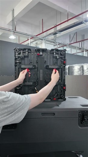 Flexible LED screen: outdoor P2.9 P3.91