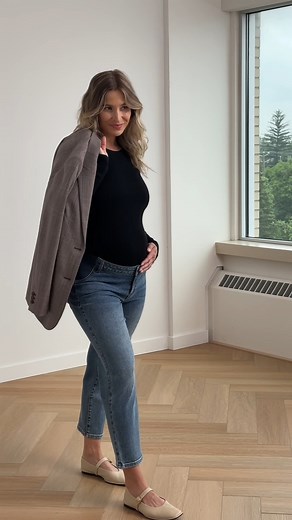 Our NEW collection has arrived! Shop some of our favourites today: https://bit.ly/3w7oU6R Notre NOUVELLE collection est arrivée ! Découvrez nos morceaux préférés : https://bit.ly/3PtzWdg | Thyme Maternity