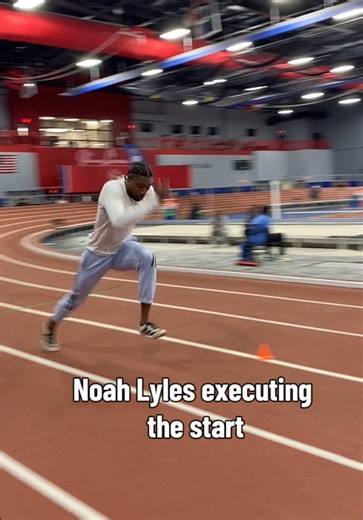 Noah Lyles start technique: indoor meet block start practice