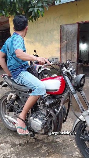 Custom 4-Cylinder Engine by FJM277: Performance Insights