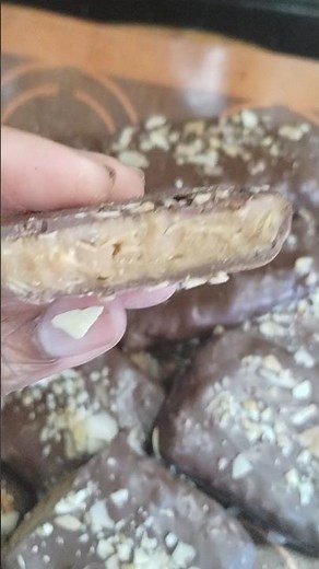 MY FINISHED COPYCAT BUTTERY HEATH ENGLISH TOFFEE BARS! #heathcandybarrecipe