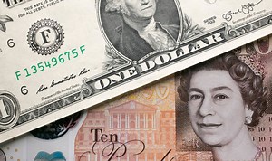 Brexit: Expert says plummeting pound is a ‘buying opportunity’